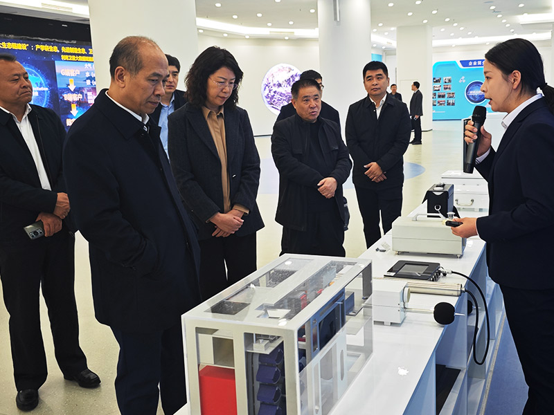 泰安市委常委、副市长常绪扩 指导工作