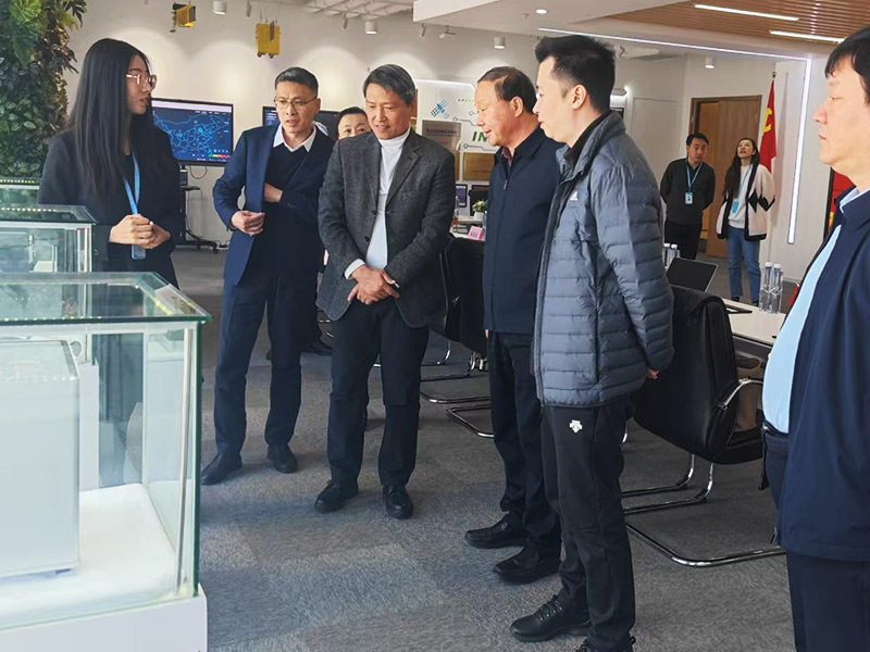 市工业推进委副主任、党委书记、 一级巡视员宋洪银合作洽谈工作